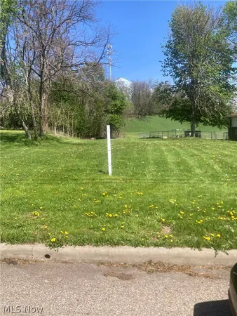 $16,000 | 255 Glenn Street, Barberton, OH 44203