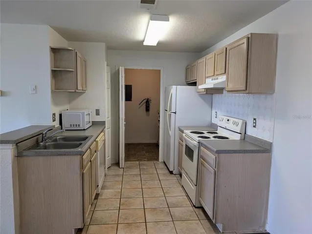 $1,350 | 8915 Latrec Avenue, Unit 2212, Orlando, FL 32819