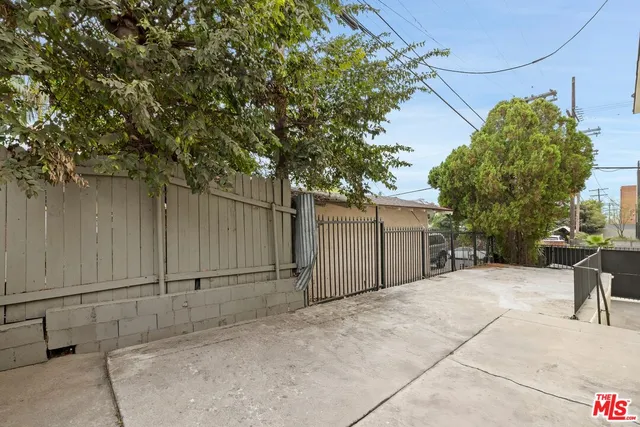 $3,295,000 | 200 North Rampart Boulevard, Los Angeles, CA 90026
