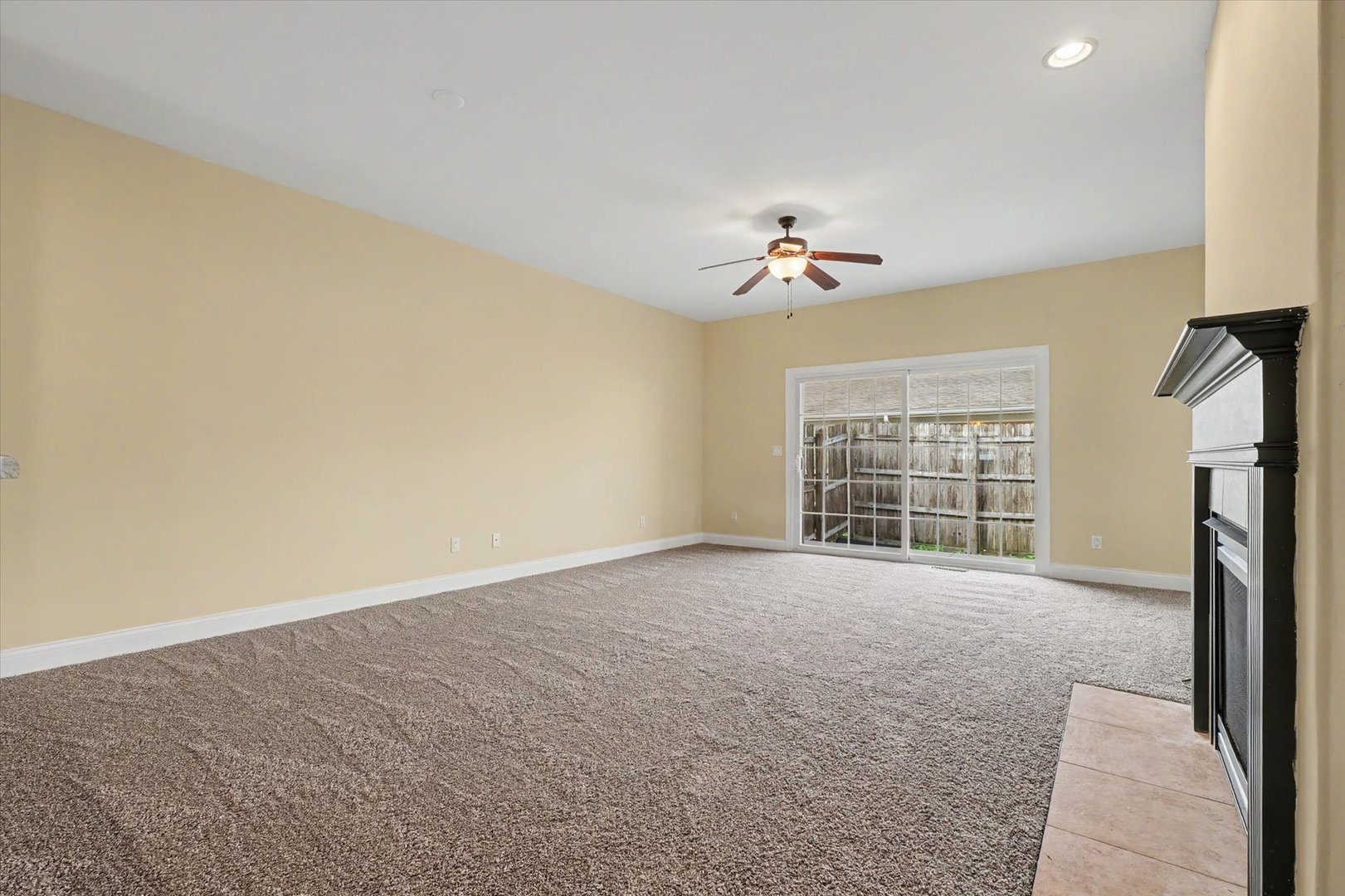 1505 Stonebluff Court Champaign, IL 61822 - Photo 8 of 33