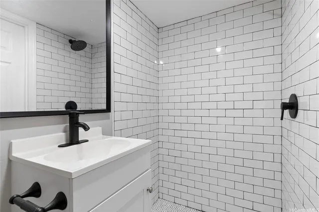 a house view with a outdoor space