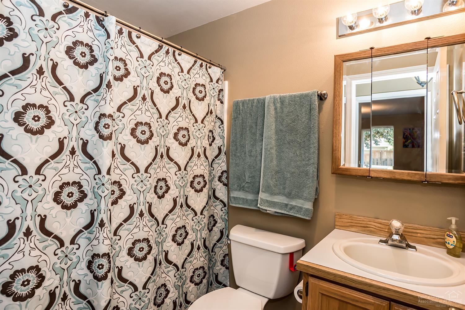 2156 Southwest 28th Street Redmond, OR 97756 - Photo 18 of 25 Additional Photo