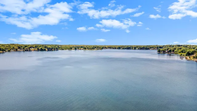 $485,000 | 3411 West Shore Drive, Battle Creek, MI 49017