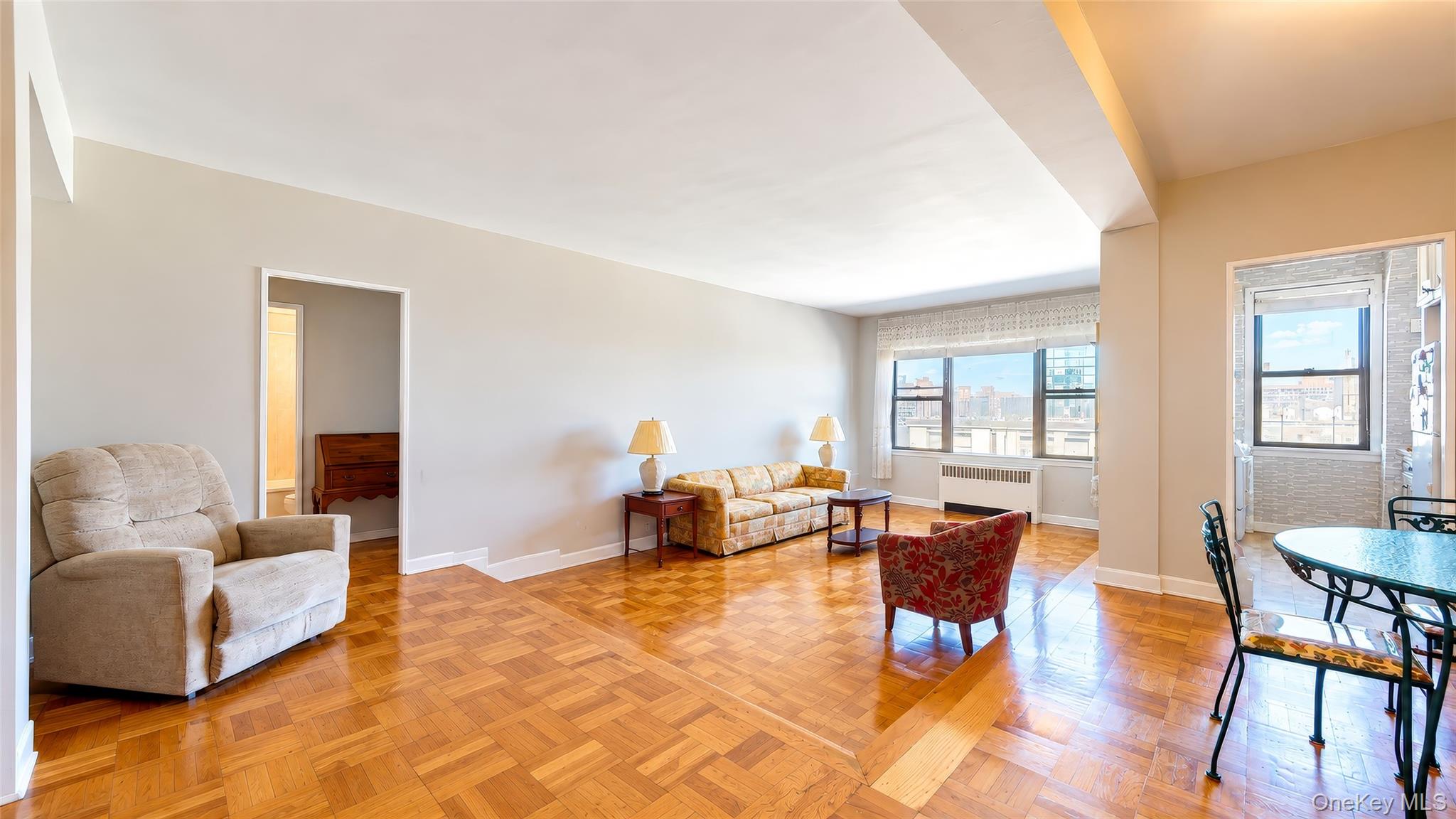 98-25 64th Road, Unit 8C Queens, NY 11374 - Photo 5 of 23 Gallery Image 5