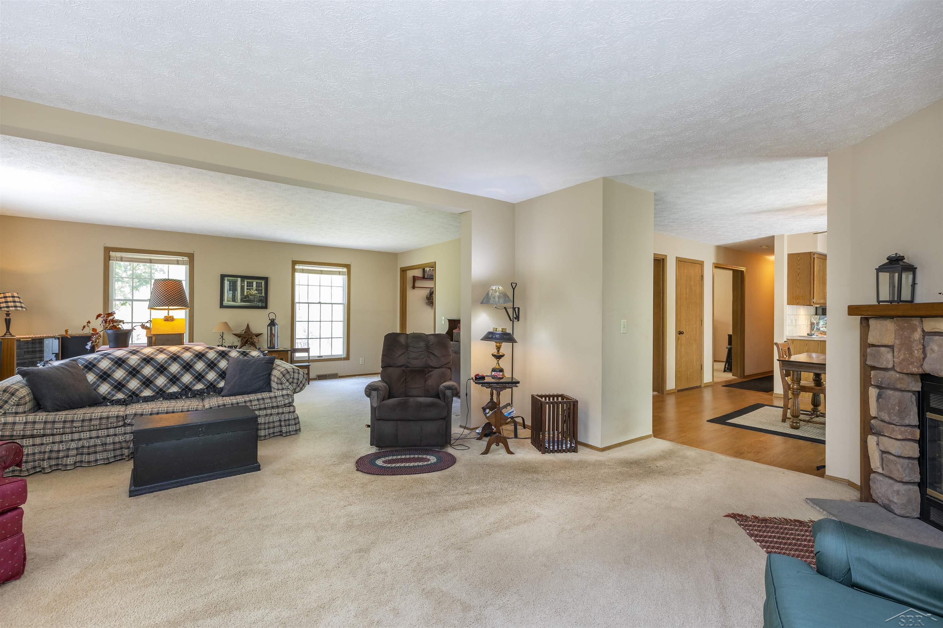 1752 North Graham Road Freeland, MI 48623 - Photo 10 of 55