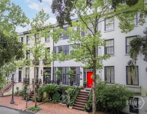 $3,750,000 | 3 East Gordon Street, Savannah, GA 31401