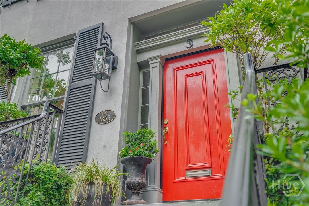 3 East Gordon Street Savannah, GA 31401 - Photo 2 of 68