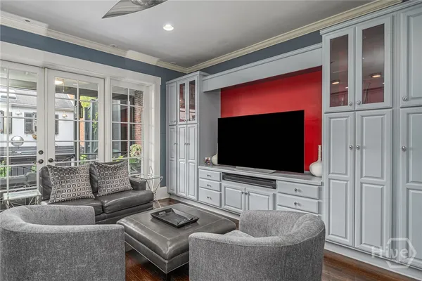 $3,250,000 | 3 East Gordon Street, Savannah, GA 31401