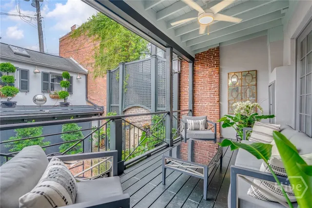 $3,750,000 | 3 East Gordon Street, Savannah, GA 31401