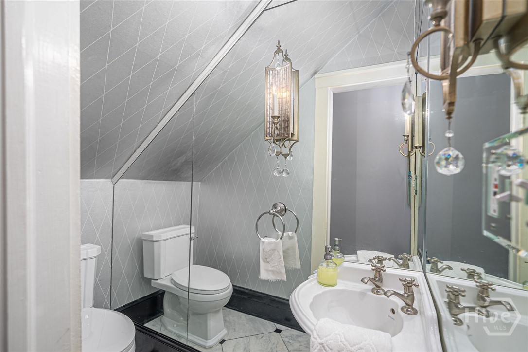 3 East Gordon Street Savannah, GA 31401 - Photo 29 of 68