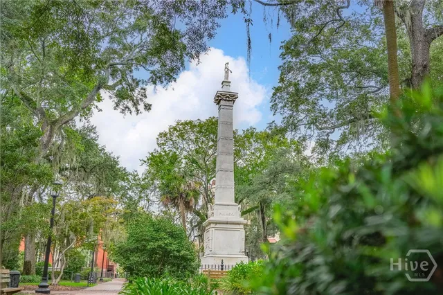 $3,750,000 | 3 East Gordon Street, Savannah, GA 31401