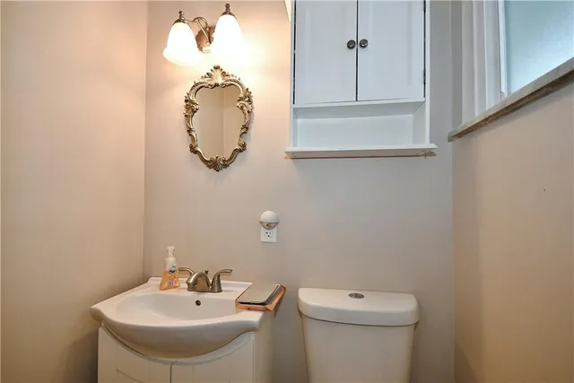 $379,900 | 219 Hays Road, Pittsburgh, PA 15241