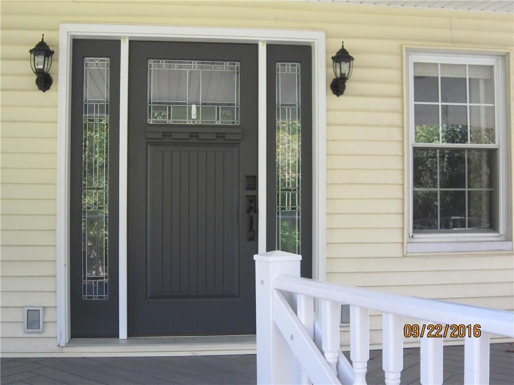 276 Mountain Road Uniontown, PA 15401 - Photo 4 of 25 WELCOMING FRONT DOOR