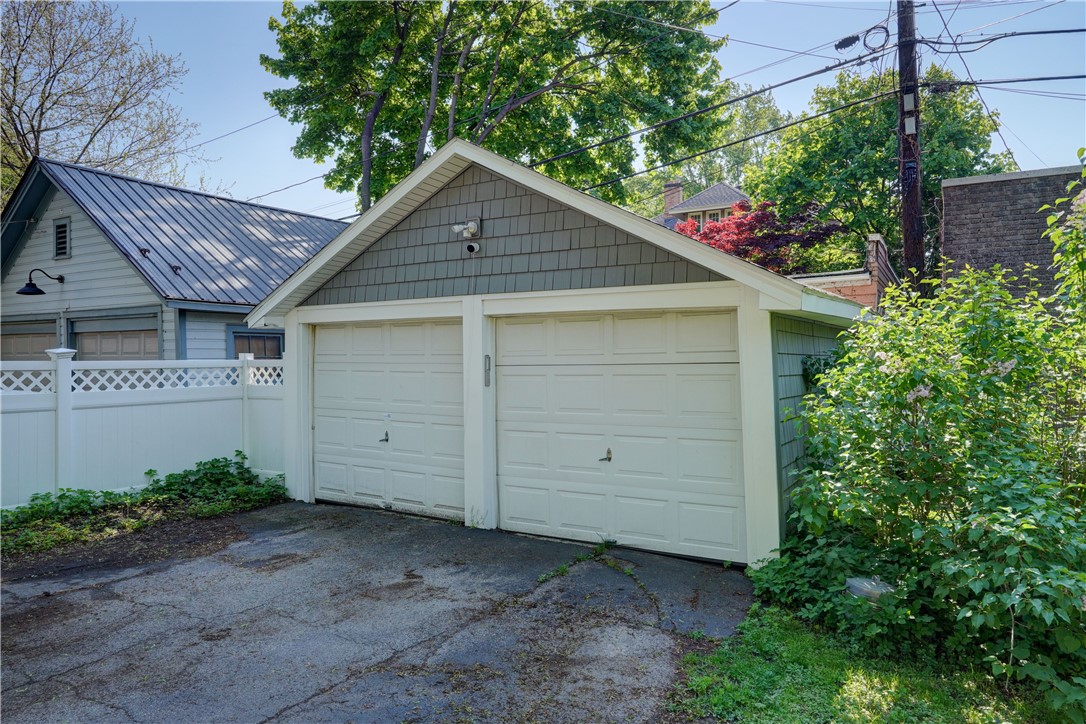268 Dartmouth Street Rochester, NY 14607 - Photo 5 of 39 2 car detached garage