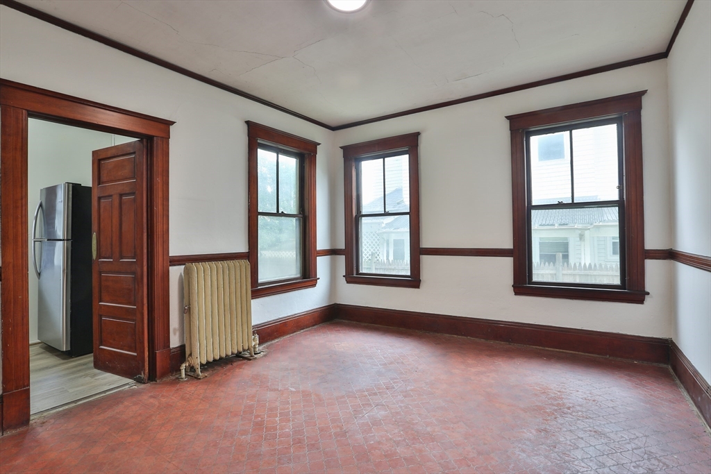 4 Trowbridge Road Worcester, MA 01609 - Photo 15 of 25