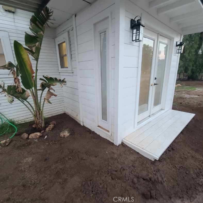 10560 Robinson Avenue Riverside, CA 92505 - Photo 9 of 11 a view of a house with a backyard