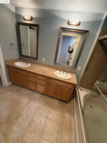 $892,900 | 2210 Gellert Boulevard, Unit 5305, South San Francisco, CA 94080