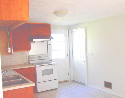 4 Briarwood Road Framingham, MA 01701 - Photo 2 of 8 Gallery Image 2