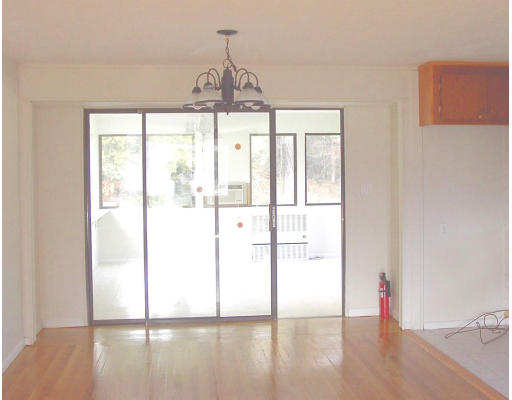 4 Briarwood Road Framingham, MA 01701 - Photo 6 of 8 Gallery Image 6