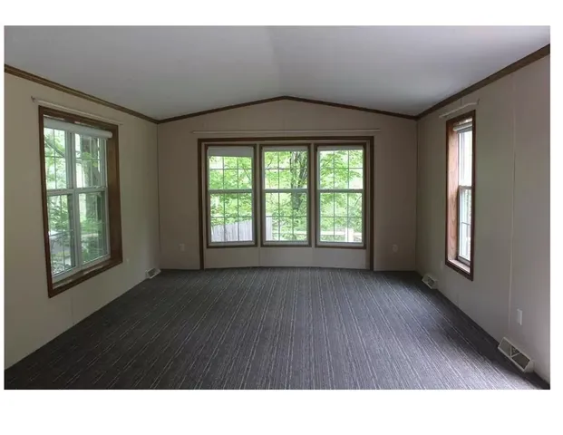 $1,600 | 6 A Mt Lebanon Street, Unit 1, Pepperell, MA 01463