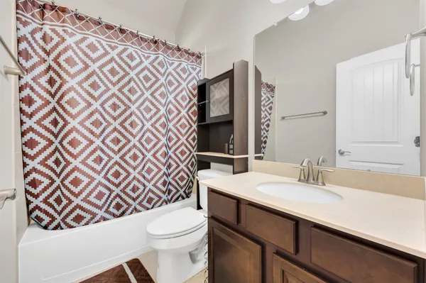 $2,550 | 24119 Kingdom Isle Lane, Katy, TX 77493