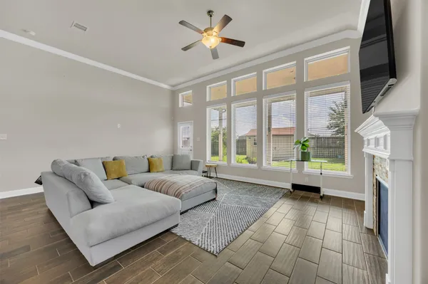 $2,550 | 24119 Kingdom Isle Lane, Katy, TX 77493