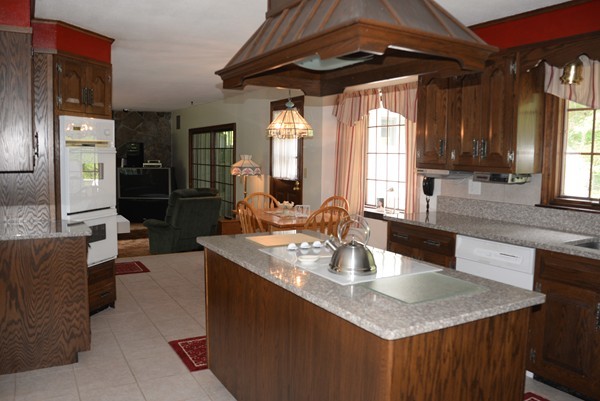 191 Stafford Road Monson, MA 01057 - Photo 9 of 28 Gallery Image 9