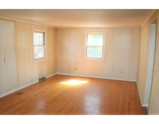27 Sheerman Lane Amherst, MA 01002 - Photo 3 of 9 Gallery Image 3