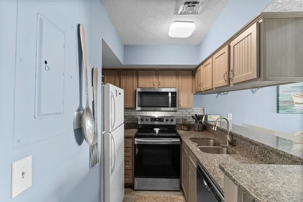 $409,900 | 126 North Waccamaw Drive, Unit 301, Murrells Inlet, SC 29576