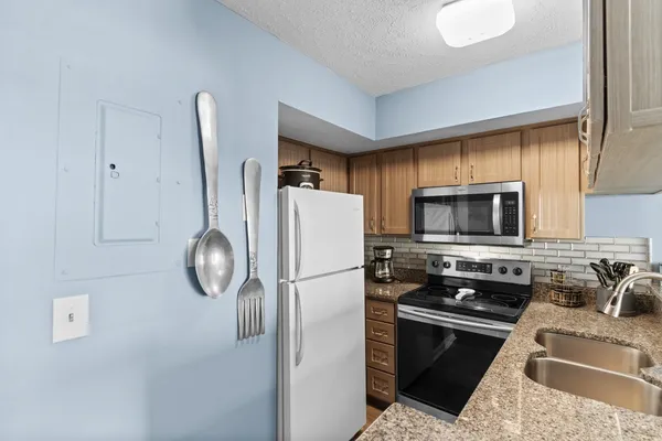 $409,900 | 126 North Waccamaw Drive, Unit 301, Murrells Inlet, SC 29576