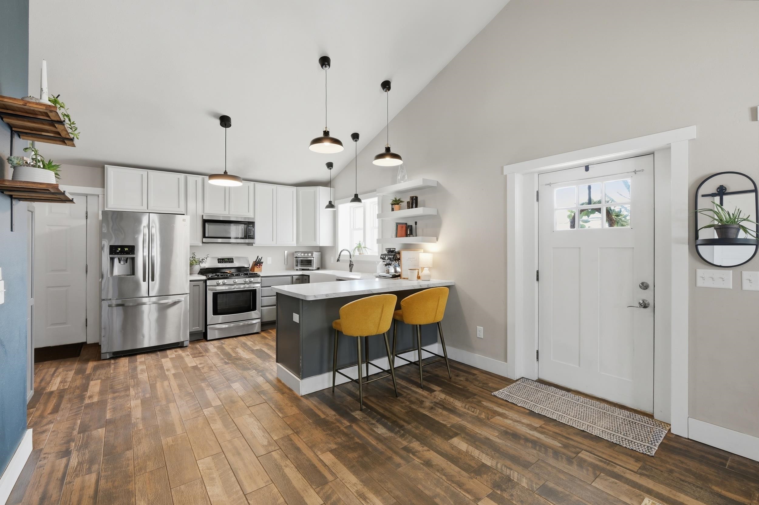 69 Hart Road Sun Prairie, WI 53590 - Photo 11 of 55