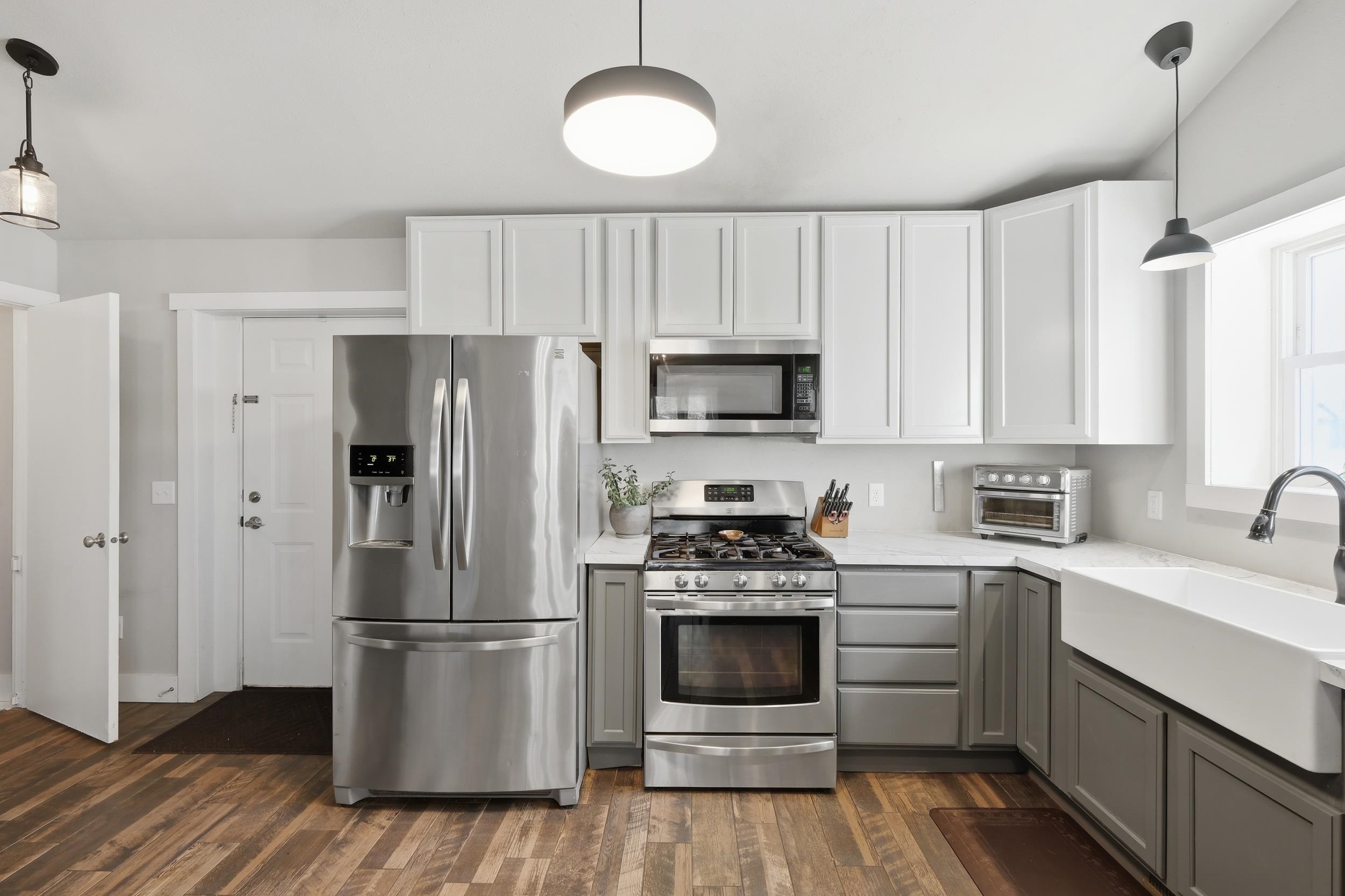 69 Hart Road Sun Prairie, WI 53590 - Photo 13 of 55