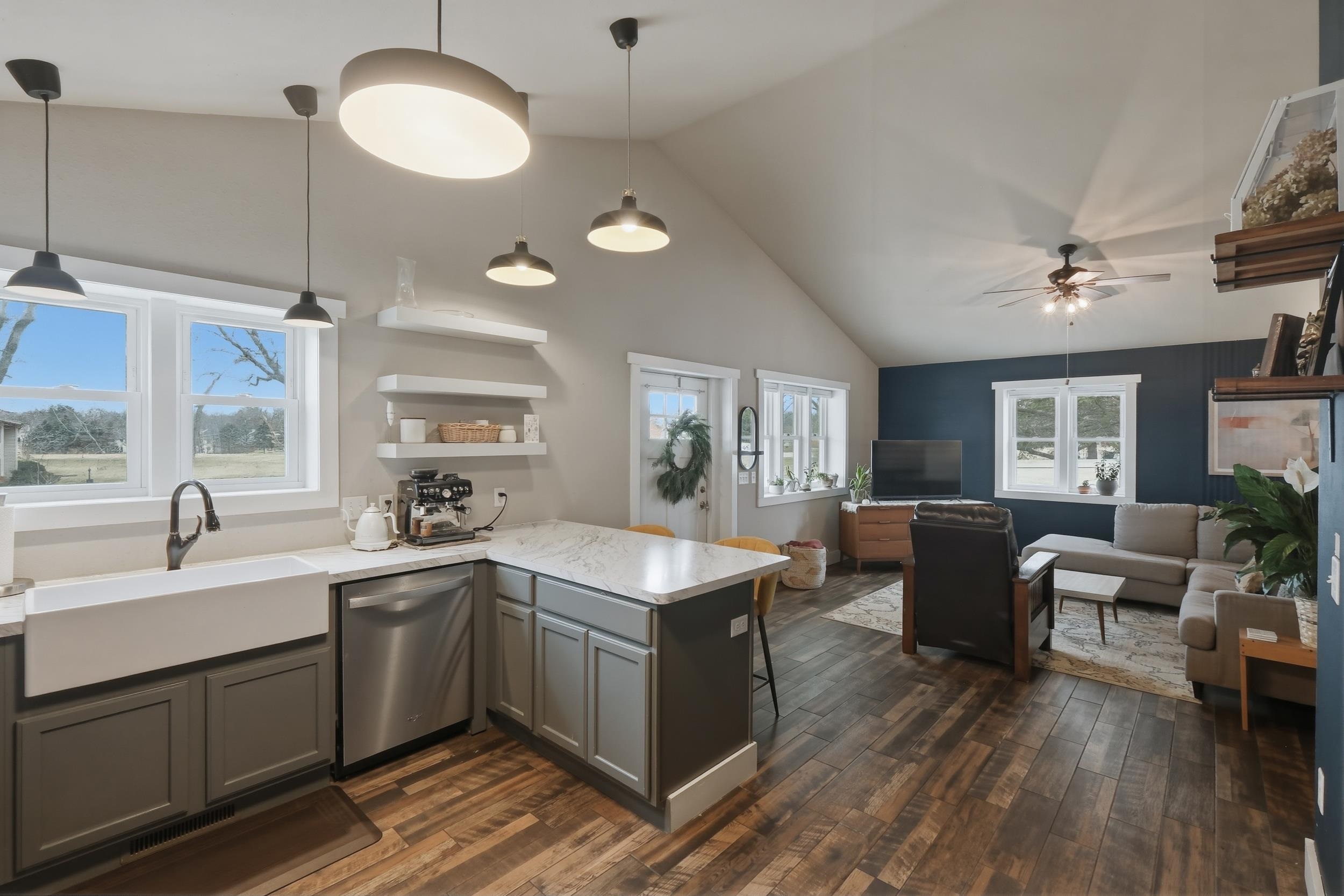 69 Hart Road Sun Prairie, WI 53590 - Photo 14 of 55