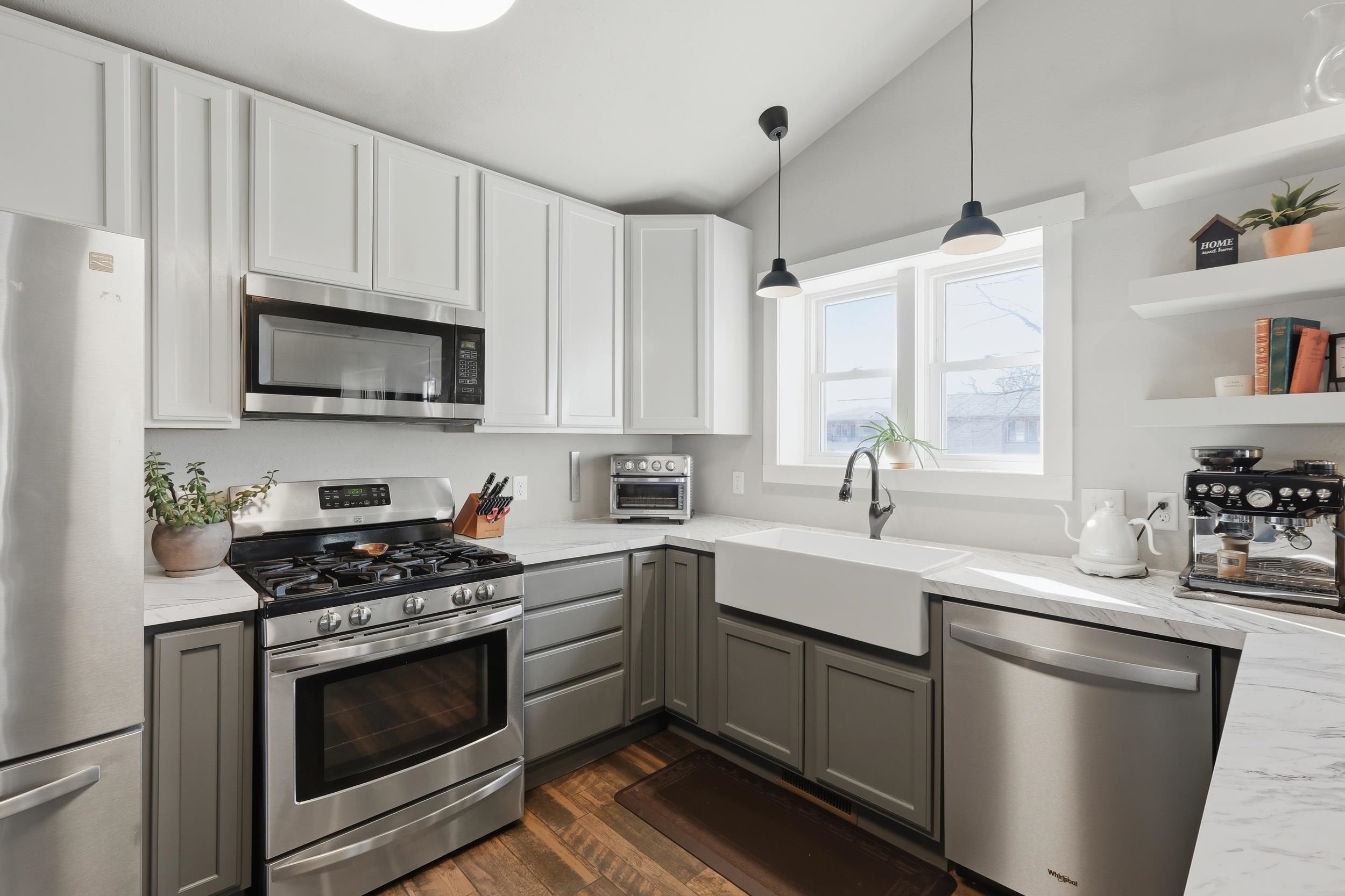 69 Hart Road Sun Prairie, WI 53590 - Photo 15 of 55