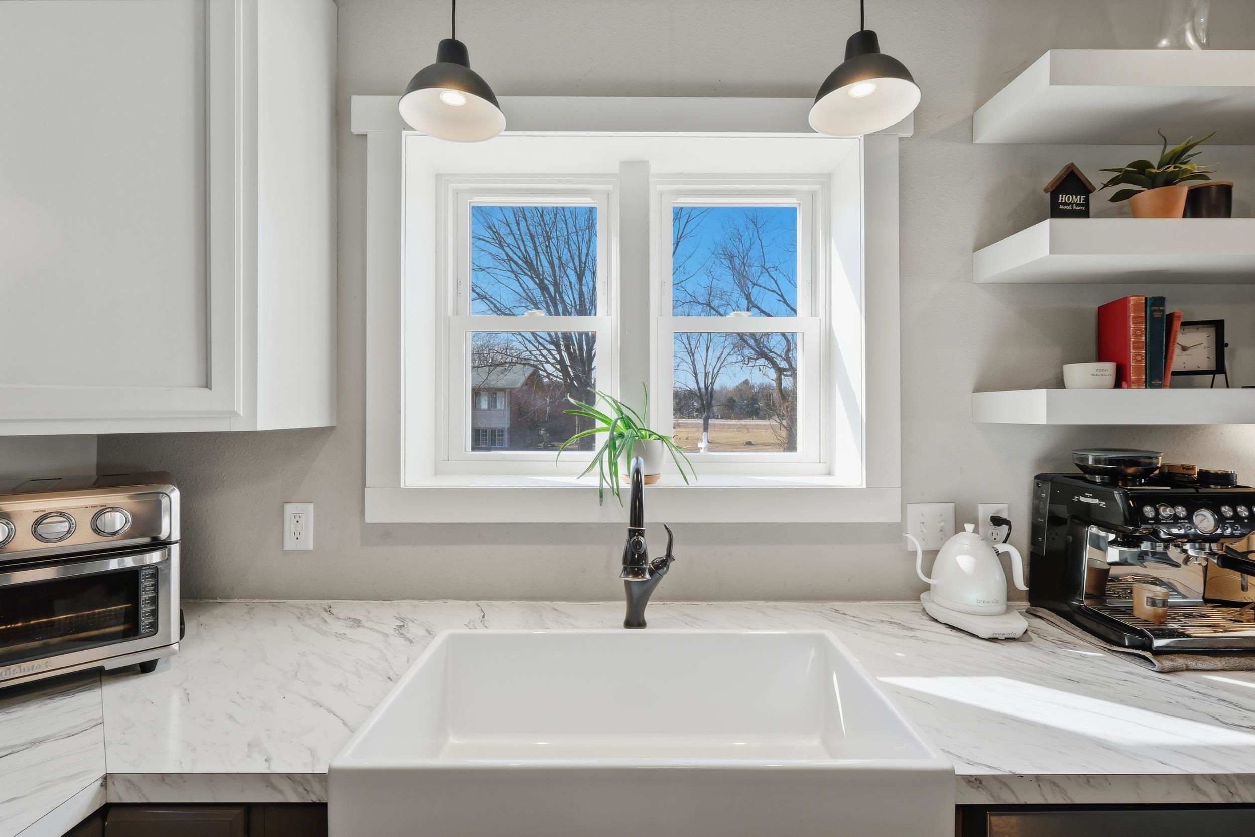 69 Hart Road Sun Prairie, WI 53590 - Photo 17 of 55