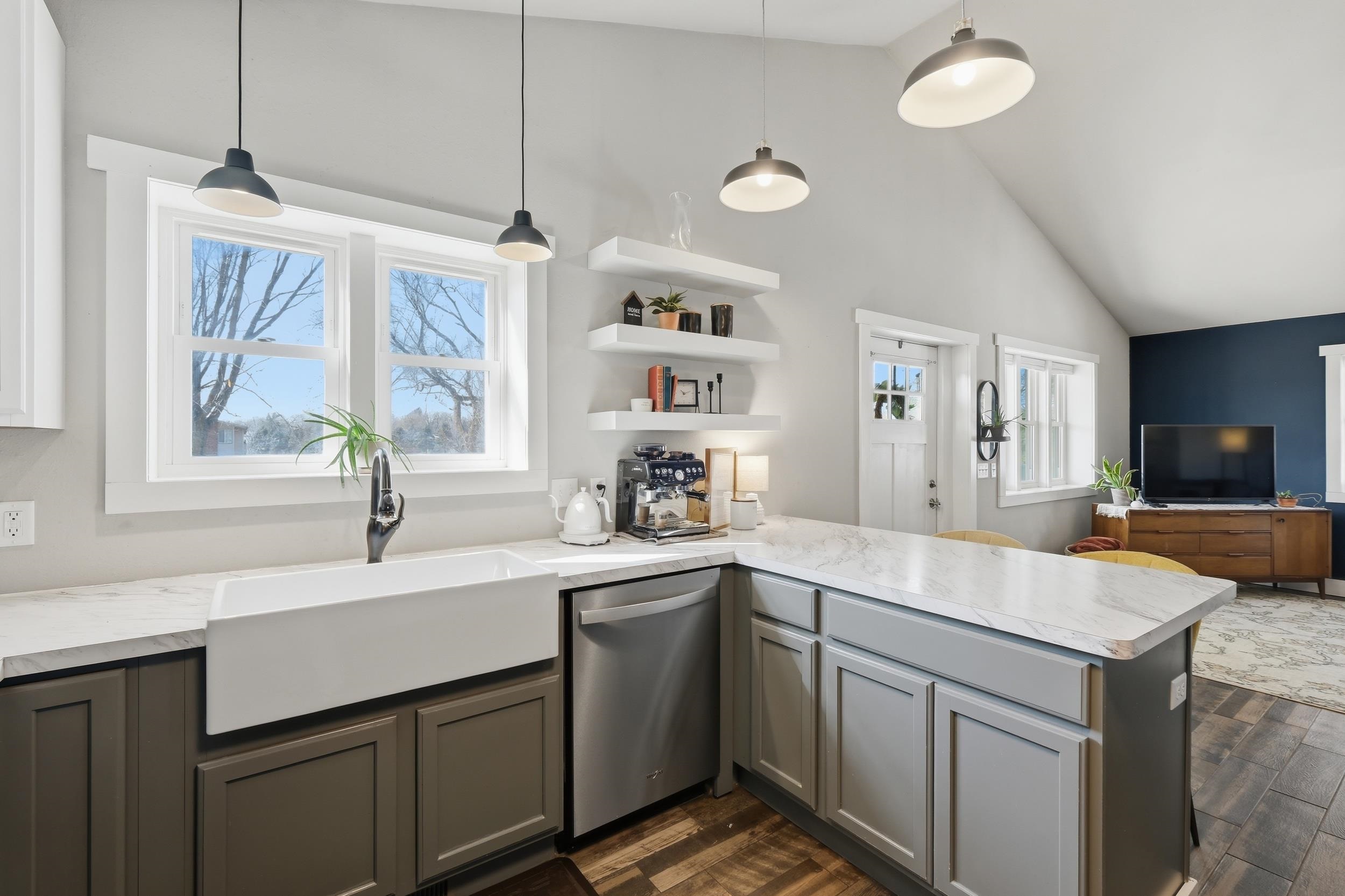 69 Hart Road Sun Prairie, WI 53590 - Photo 19 of 55