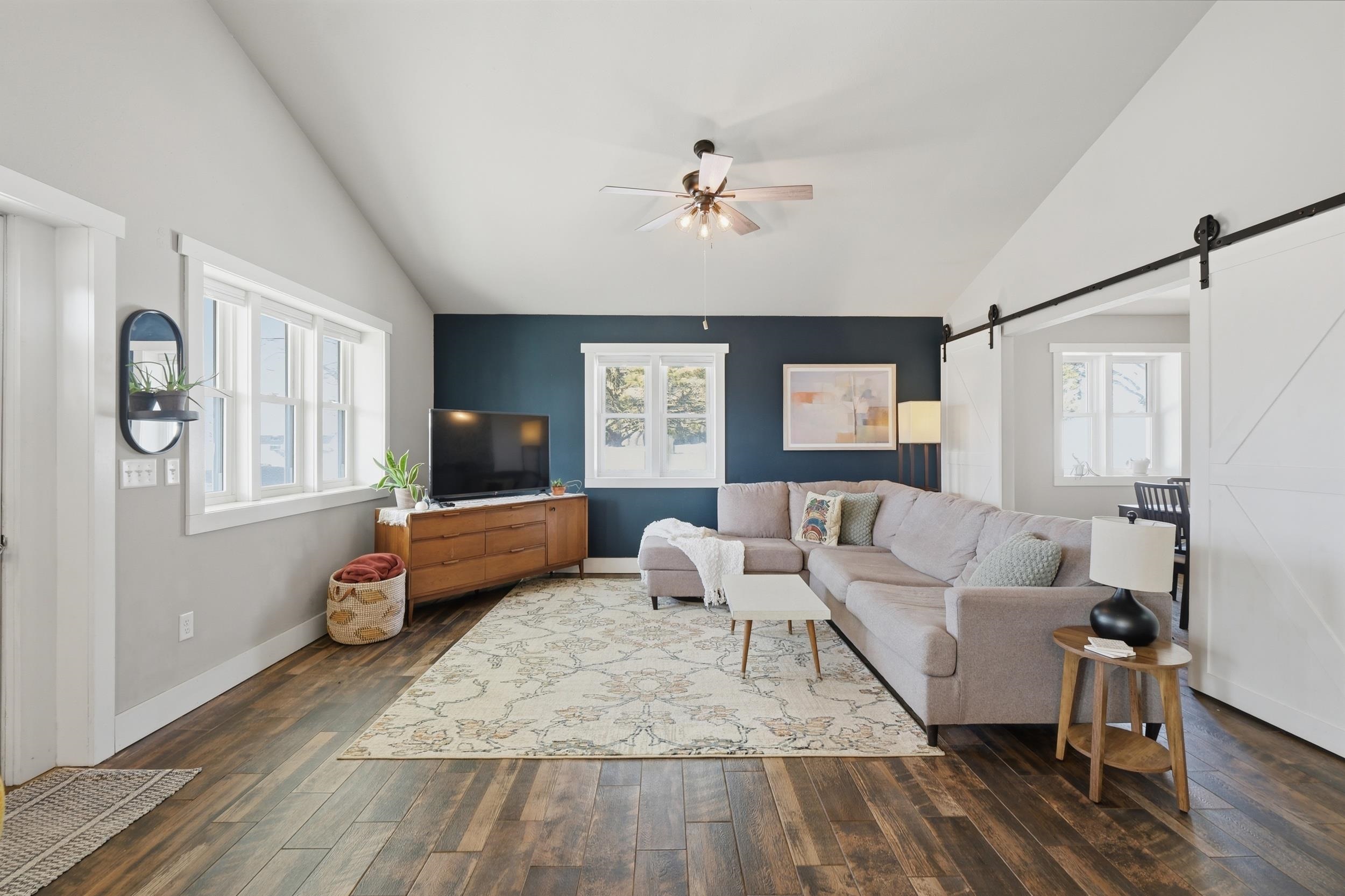 69 Hart Road Sun Prairie, WI 53590 - Photo 4 of 55