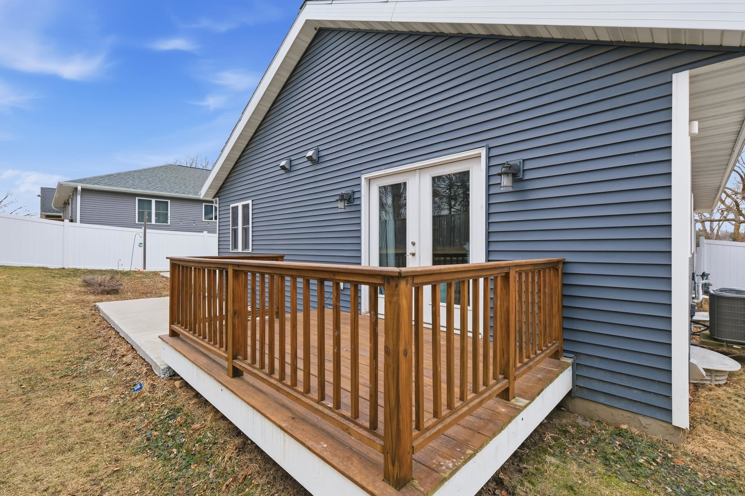 69 Hart Road Sun Prairie, WI 53590 - Photo 49 of 55