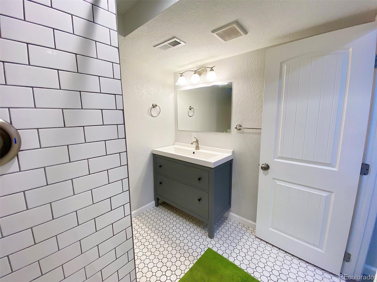 1639 South Raleigh Street Denver, CO 80219 - Photo 30 of 43 Gallery Image 30