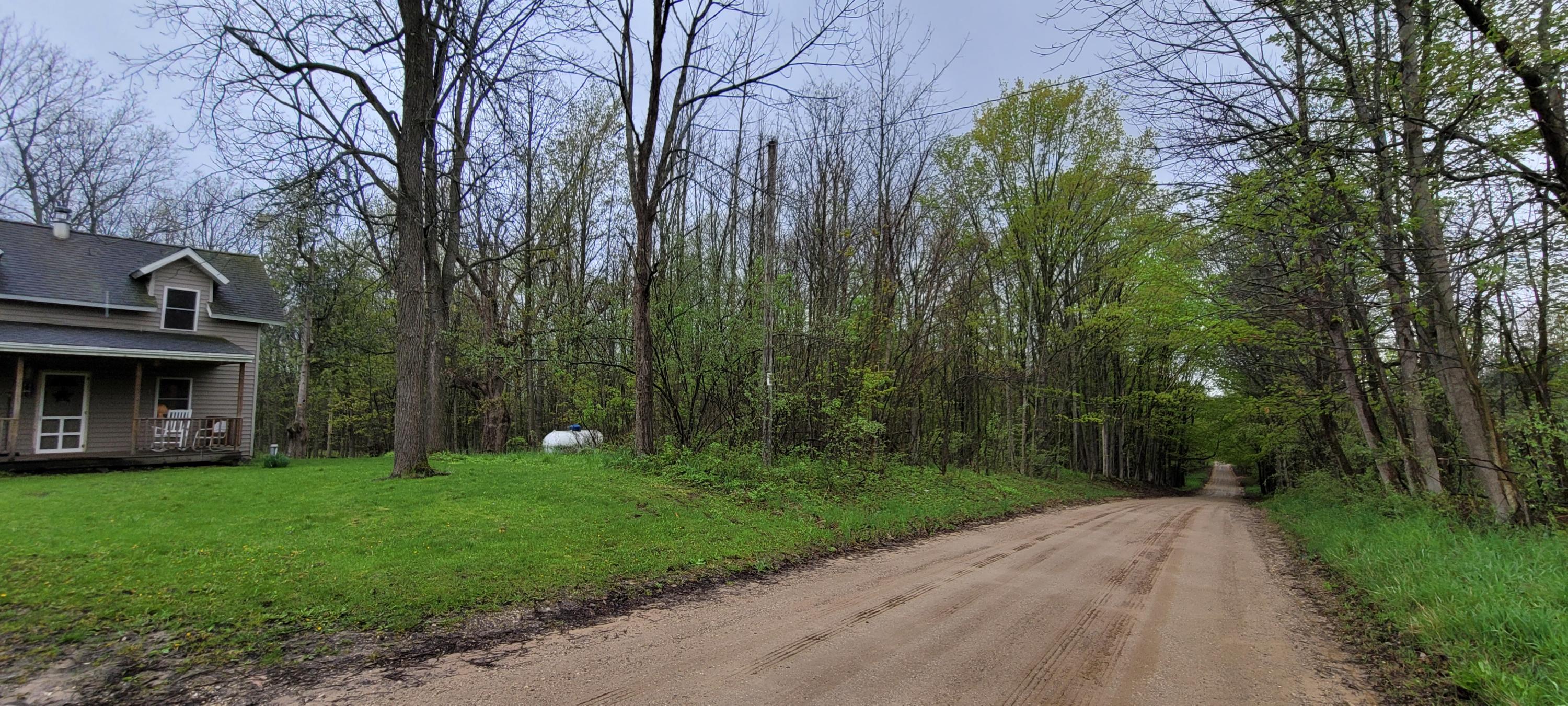 3937 East Hazel Road Hart, MI 49420 - Photo 11 of 46 20210506_140936