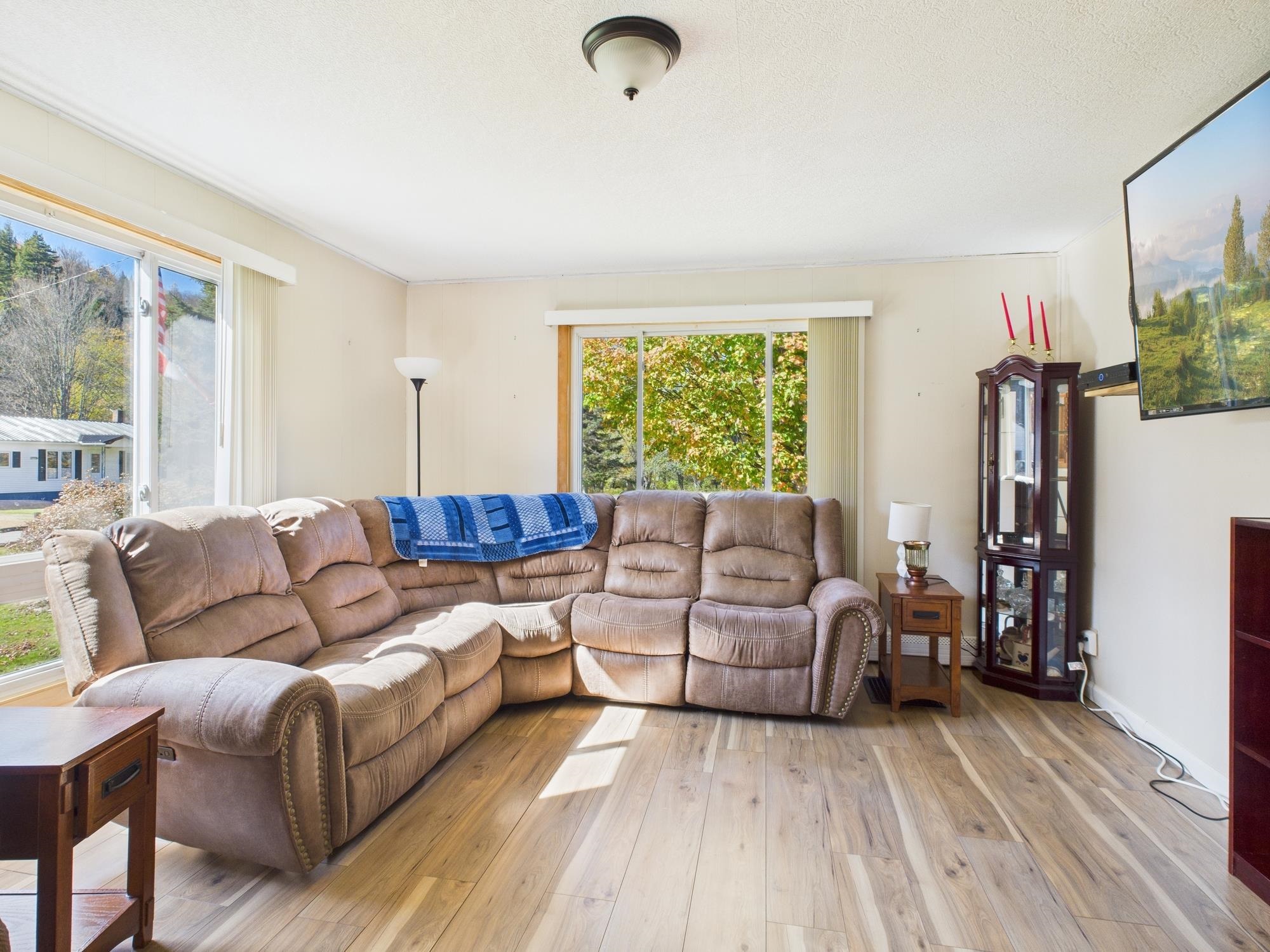 63 Pariseau Drive Canaan, VT 05902 - Photo 16 of 43