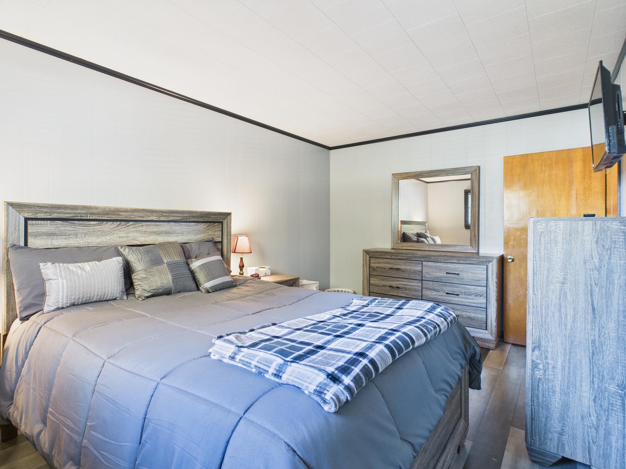 63 Pariseau Drive Canaan, VT 05902 - Photo 29 of 43