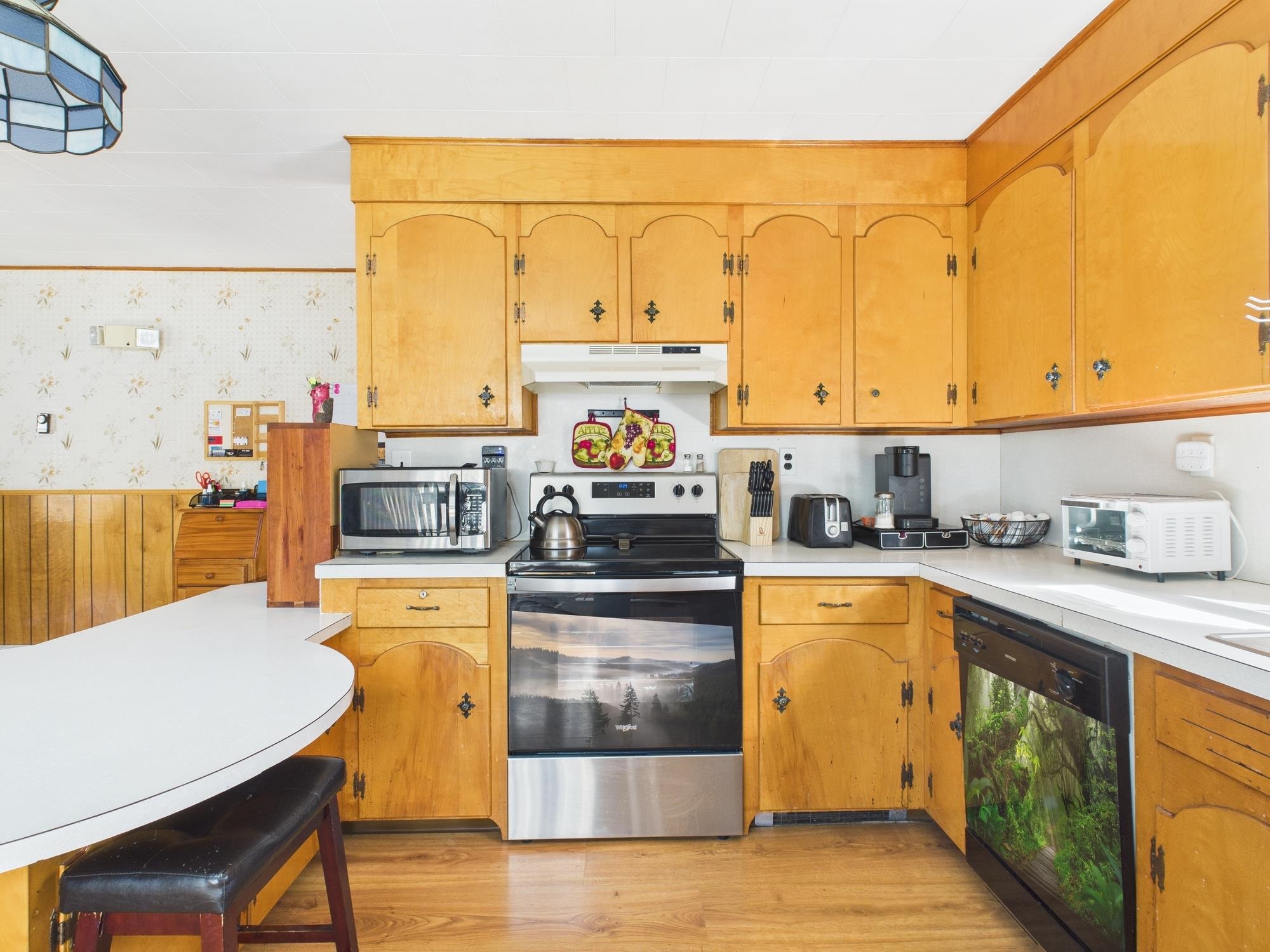 63 Pariseau Drive Canaan, VT 05902 - Photo 9 of 43