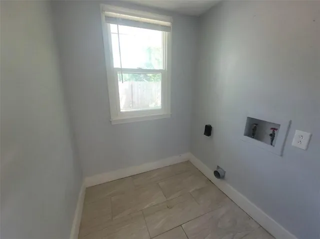 $132,900 | 1324 West Pacific Avenue, Osawatomie, KS 66064