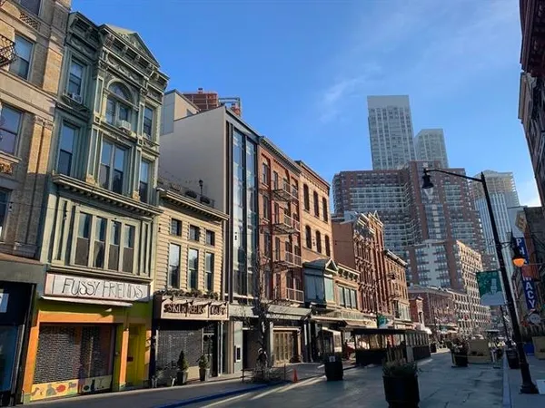 $3,350 | 319 Barrow Street, Unit 3A, Jersey City, NJ 07302