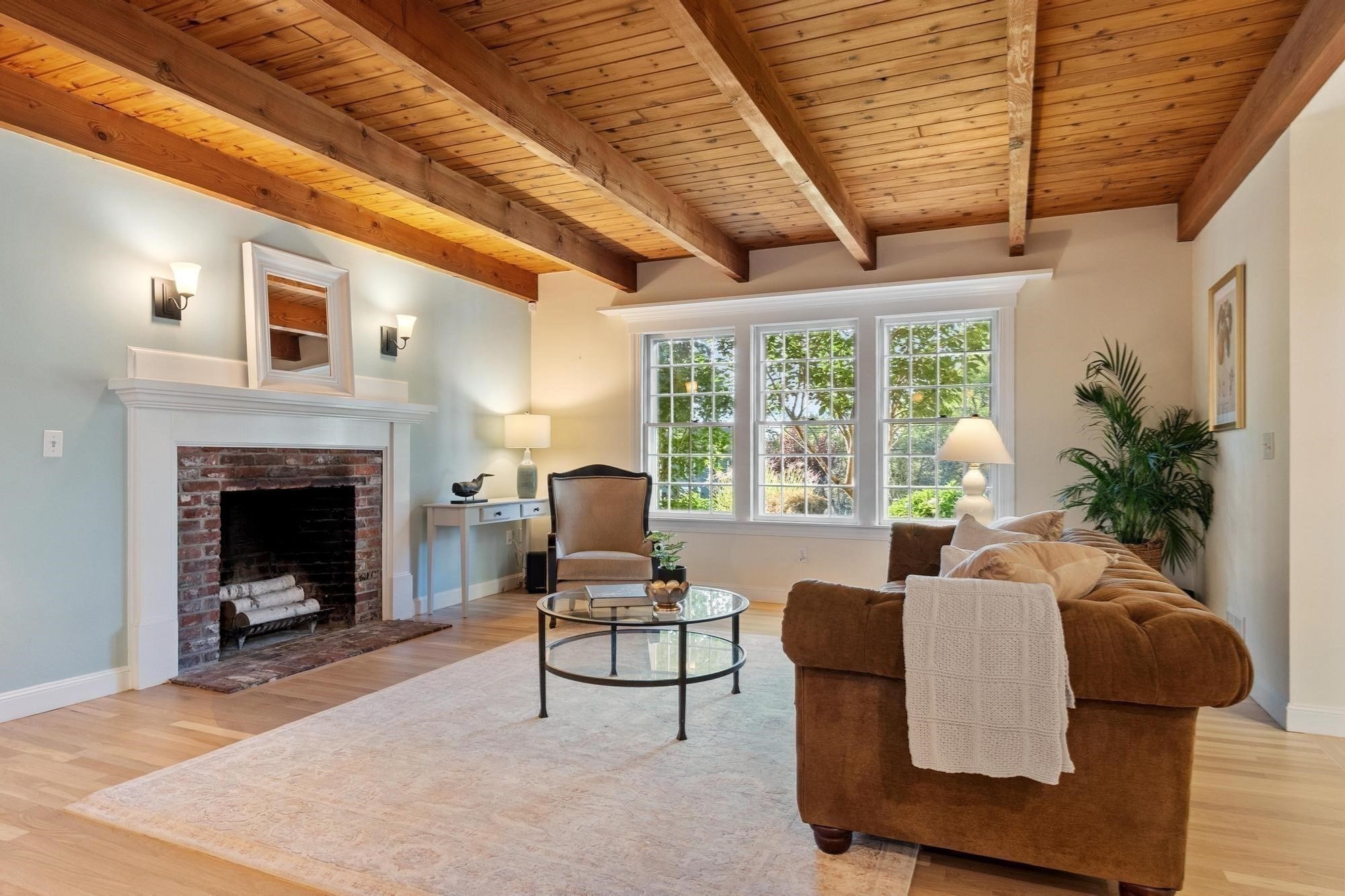 24 Chamberlain Road Westford, MA 01886 - Photo 12 of 41 Gallery Image 12