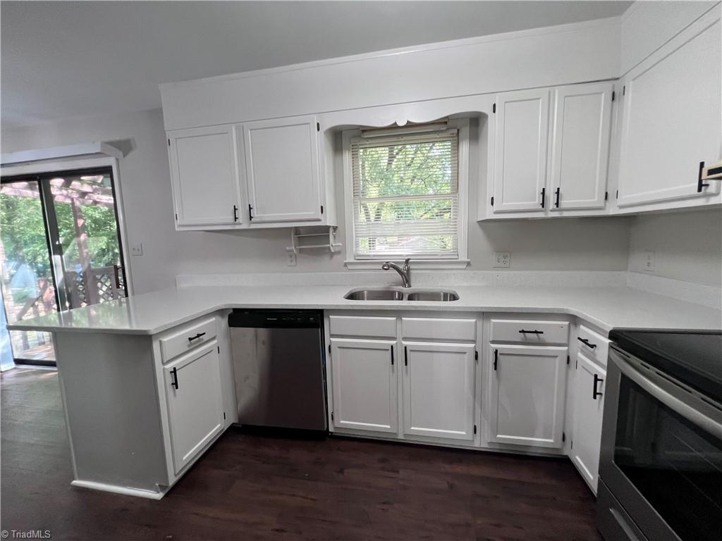 309 Elmhurst Avenue High Point, NC 27262 - Photo 9 of 22