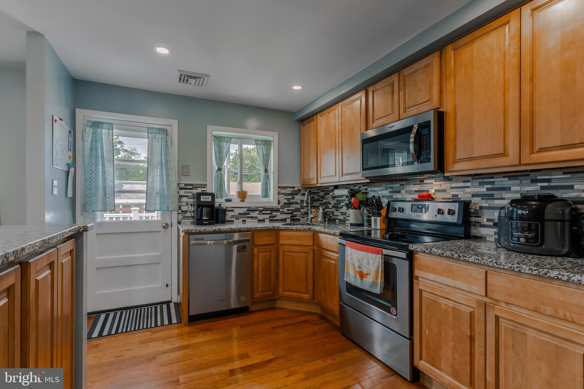 342 Harwicke Road Springfield, PA 19064 - Photo 14 of 34