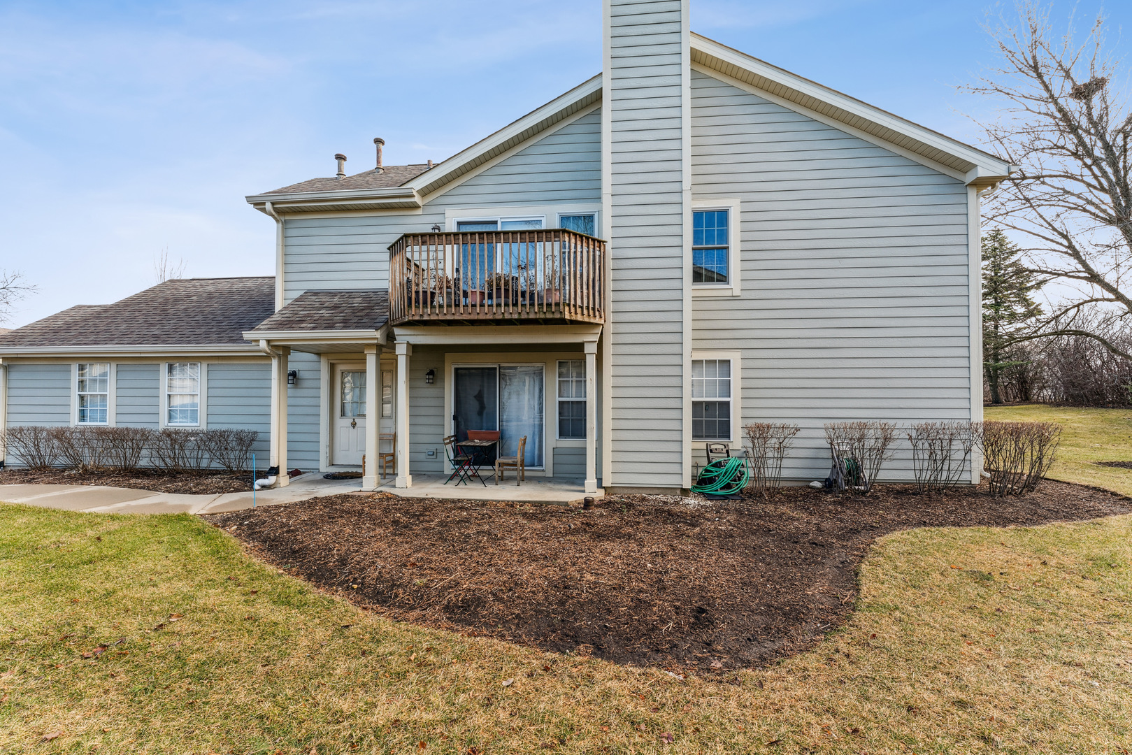 159 West Hamilton Drive Palatine, IL 60067 - Photo 22 of 24 a view of a house with a patio