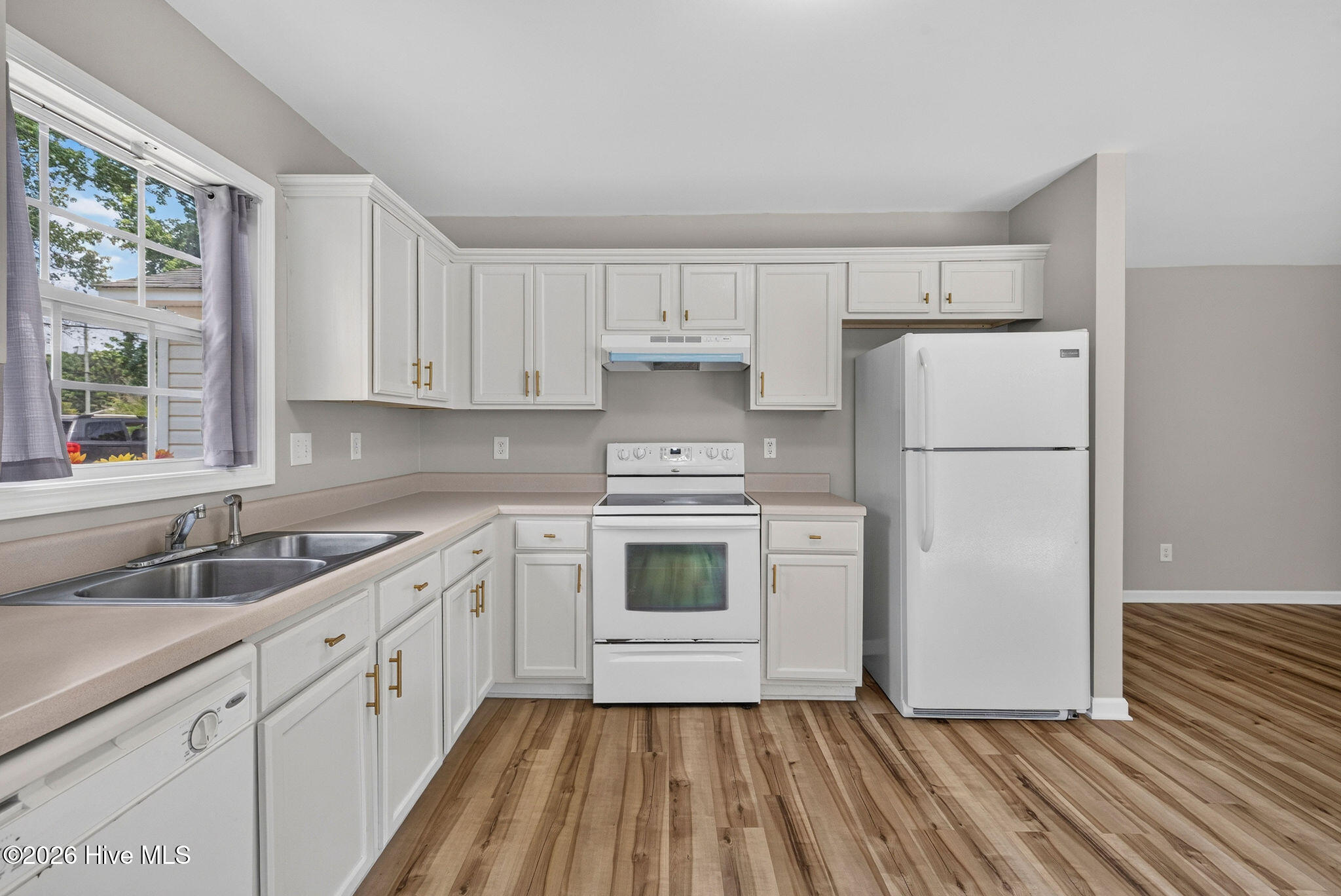1544 Lanvale Road Leland, NC 28451 - Photo 7 of 30 Kitchen